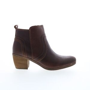 Comfortiva Womens Arnon Brown Boots (NWT)